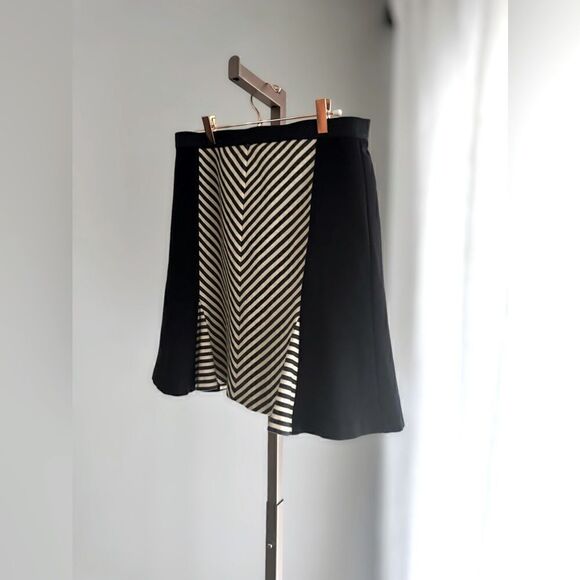 Ann Taylor Navel Striped skirt size 8 - Picture 6 of 15